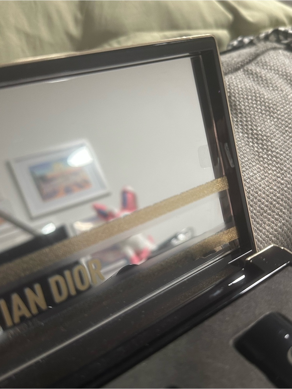 Dior Lipstick Set with Gold Minaudière — Red & Pink Shades - Picture 8 of 10